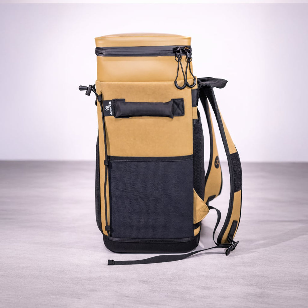 JustinCASE: The Only Convertible Backpack Sandstorm / Tan & Black